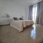 Dos Orillas Apartment *